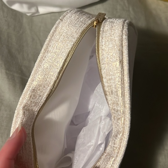 Chanel Makeup Pouch - Picture 4 of 4